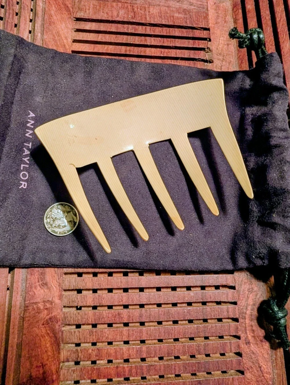 Vintage Art Deco Ivory Celluloid Hair Comb